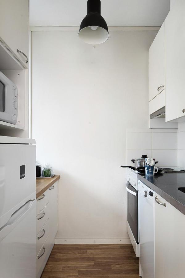 Trendy Nordic Studio By Tram Stop Helsinki Zewnętrze zdjęcie